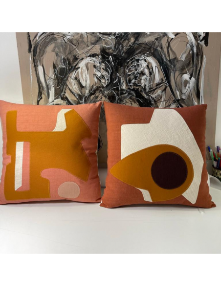 COUSSIN RAPHAELE MALBEC 45 X 45 cm - CAMEL & ROSE
