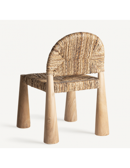 CHAISE NEKTA